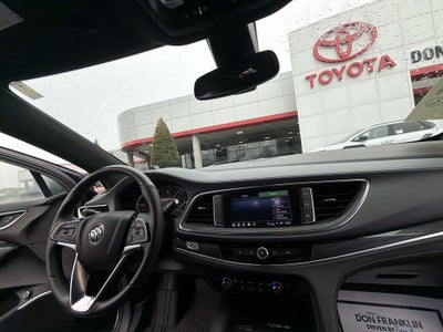 2023 Buick Enclave Essence