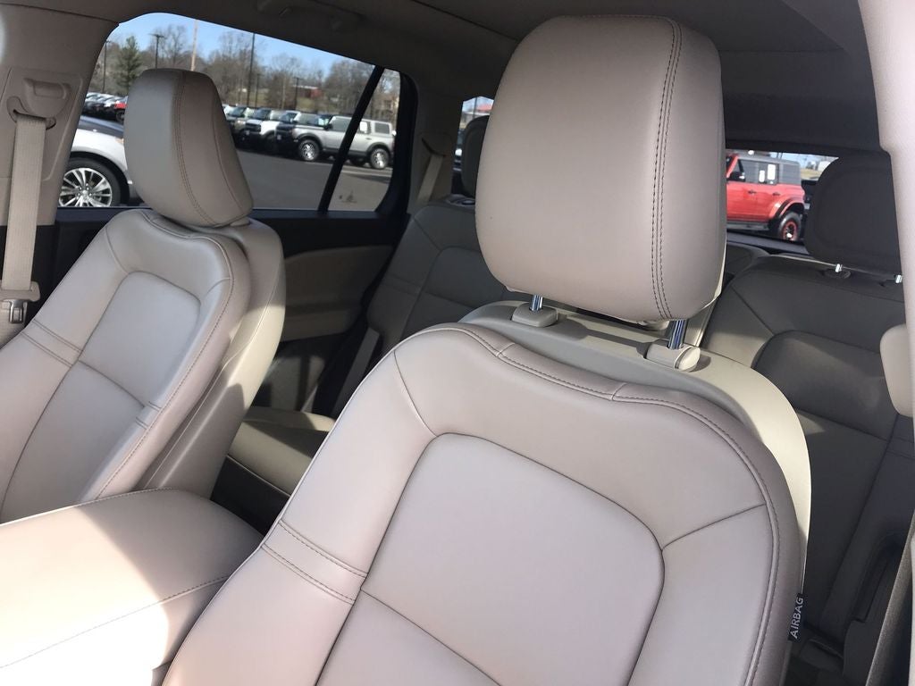 2023 Lincoln Aviator Standard