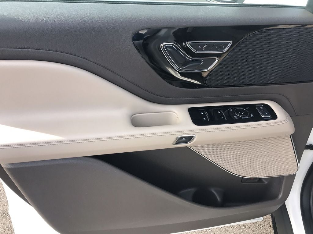 2023 Lincoln Aviator Standard