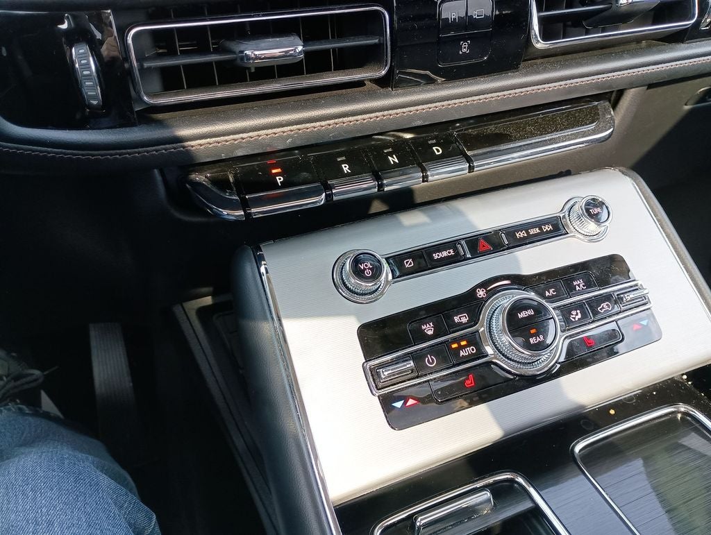 2024 Lincoln Aviator Premiere