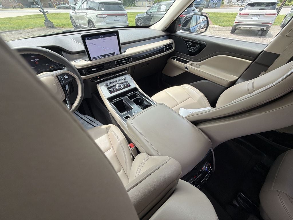 2023 Lincoln Aviator Standard