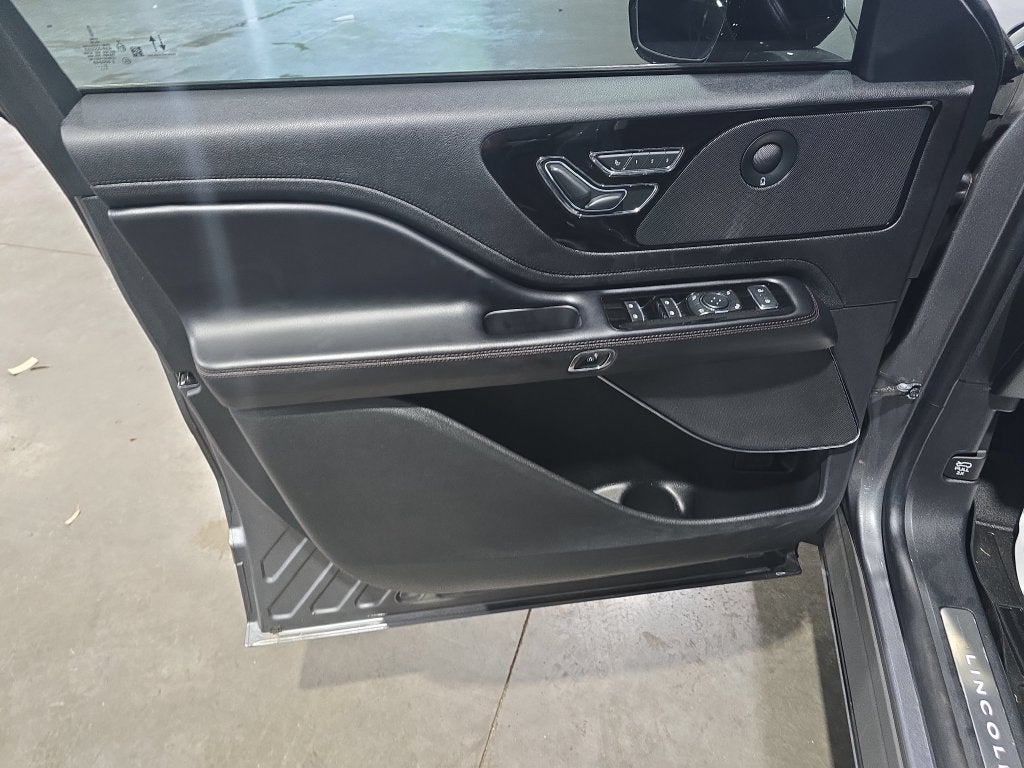 2022 Lincoln Aviator Reserve Premium