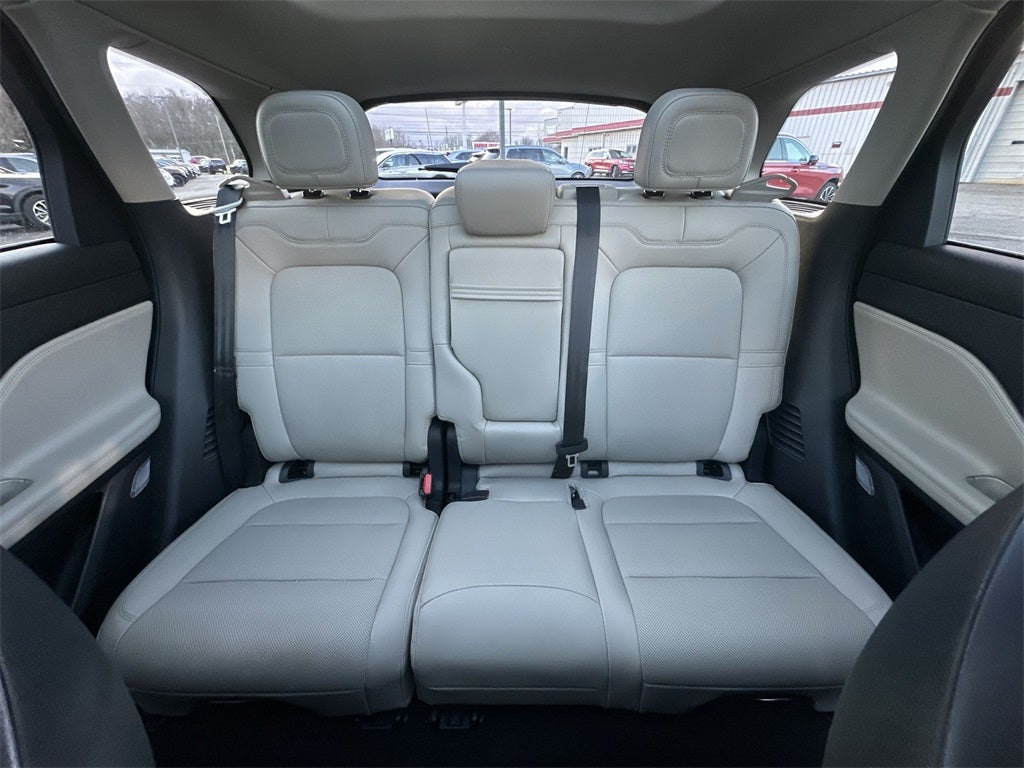 2025 Lincoln Corsair Premiere