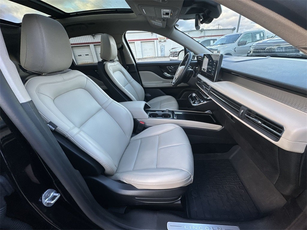 2025 Lincoln Corsair Premiere