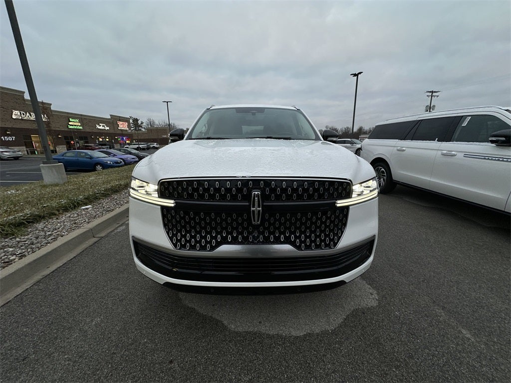 2025 Lincoln Navigator Reserve