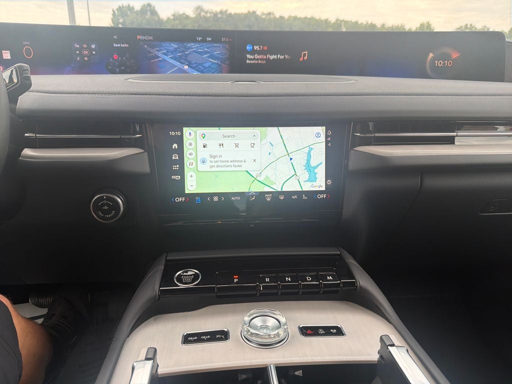 2027 Lincoln Navigator Reserve