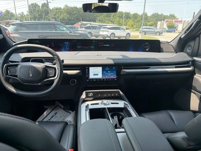 2027 Lincoln Navigator Reserve