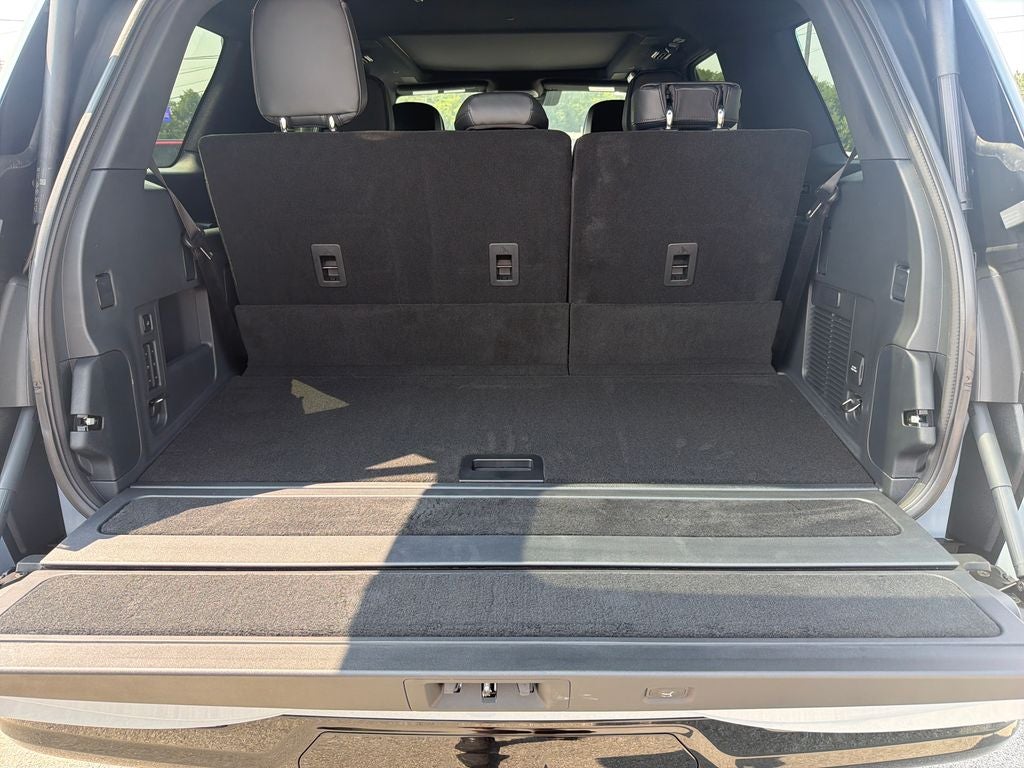 2027 Lincoln Navigator Reserve
