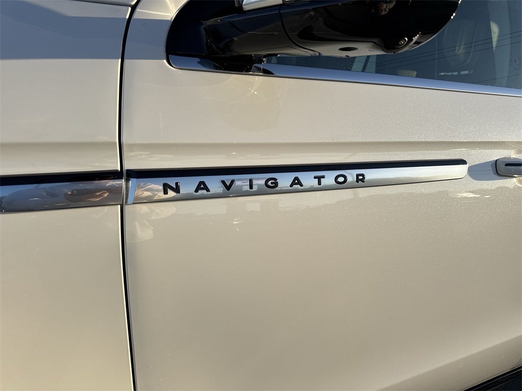 2025 Lincoln Navigator Reserve