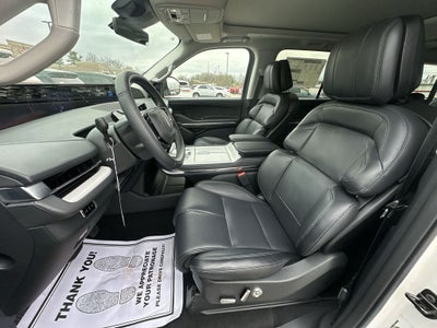 2025 Lincoln Navigator L Reserve