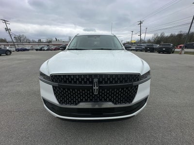 2025 Lincoln Navigator L Reserve