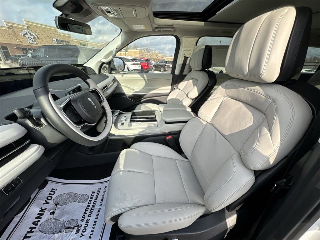2026 Lincoln Navigator L Reserve