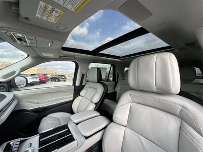 2026 Lincoln Navigator L Reserve