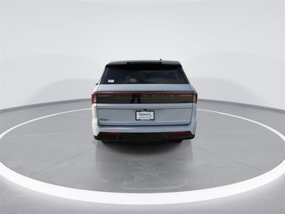 2026 Lincoln Navigator L Reserve