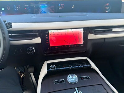 2027 Lincoln Navigator L Reserve