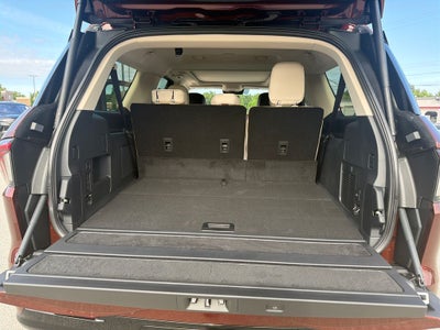 2027 Lincoln Navigator L Reserve