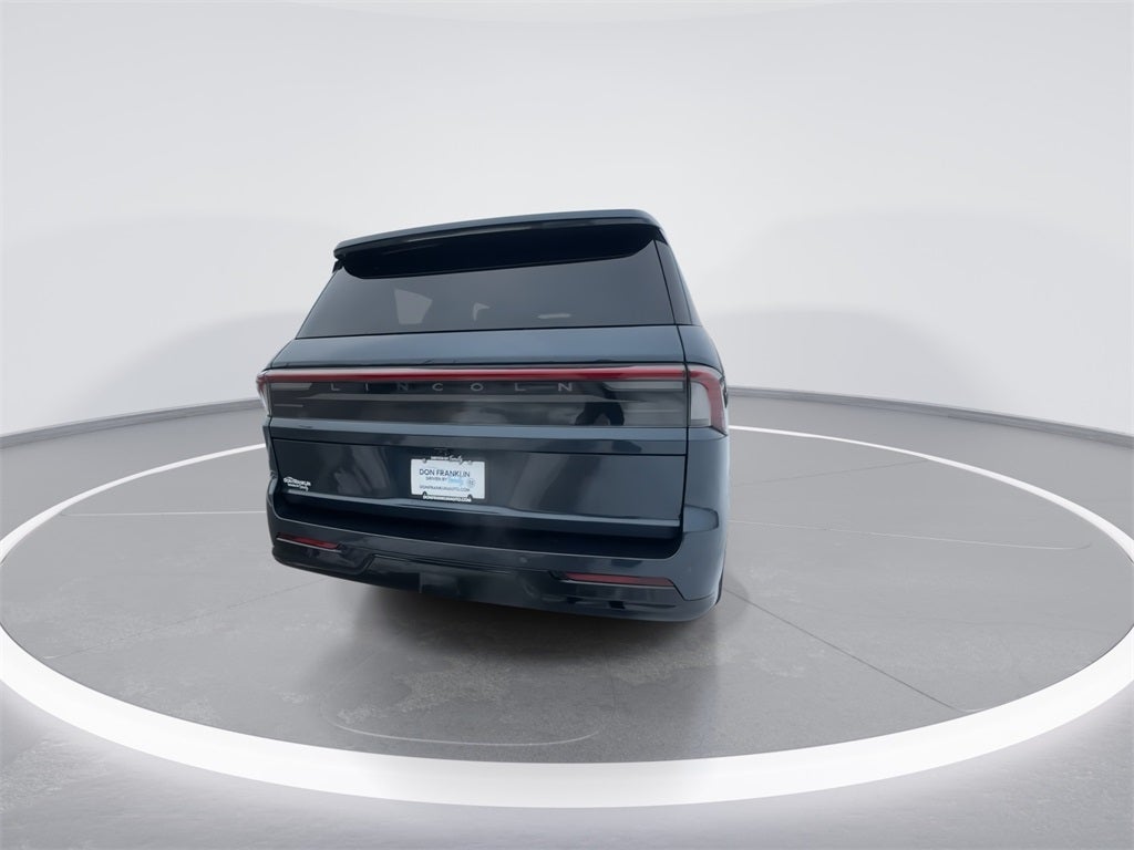 2026 Lincoln Navigator L Reserve