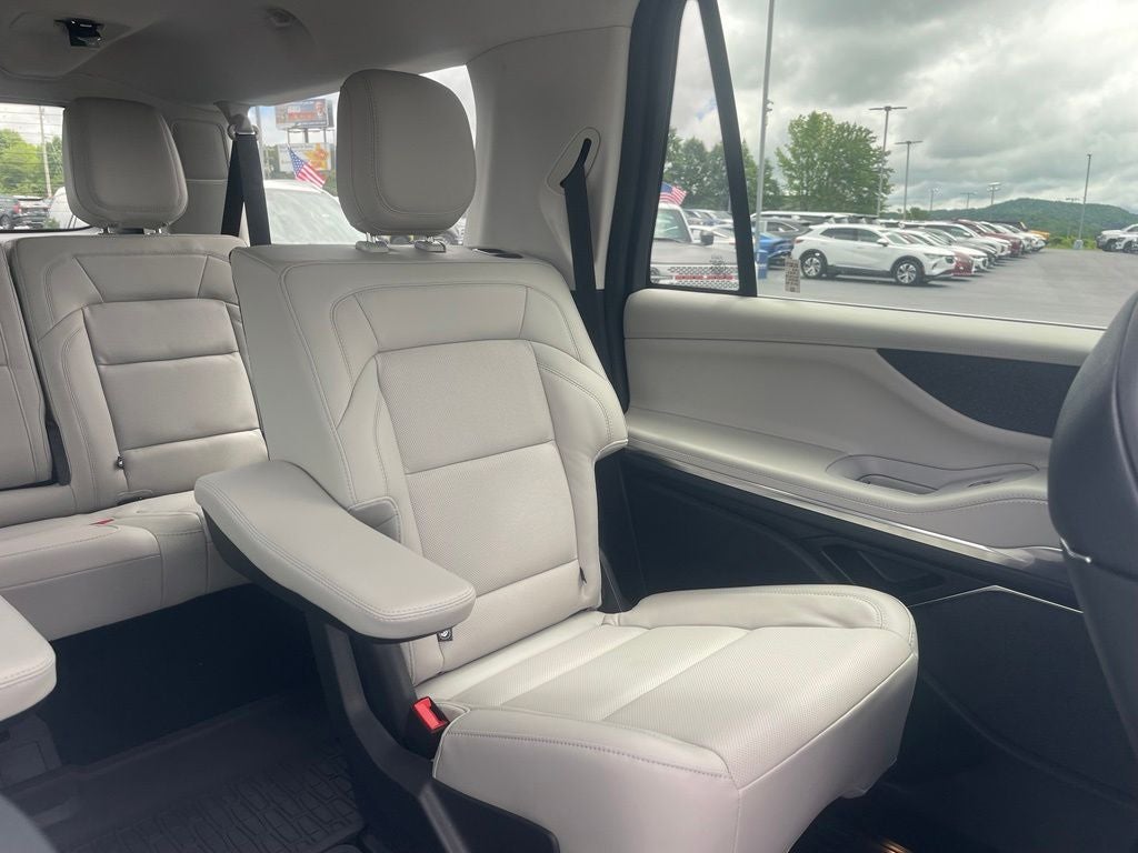 2025 Lincoln Navigator L Reserve