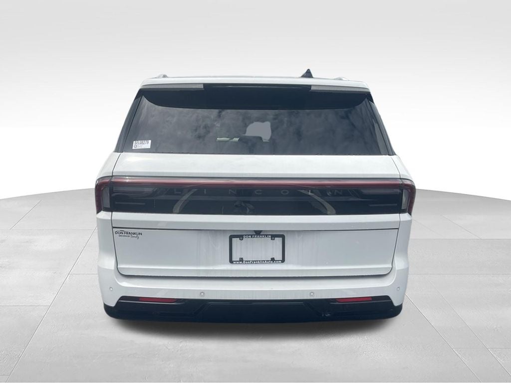 2025 Lincoln Navigator L Reserve