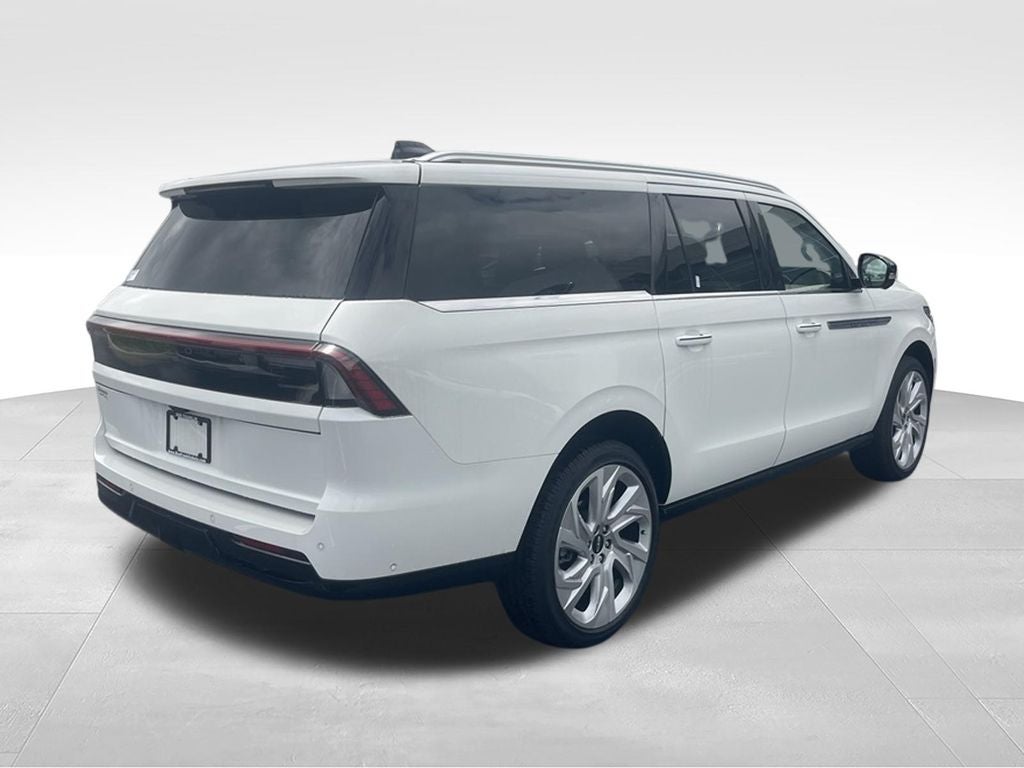 2025 Lincoln Navigator L Reserve