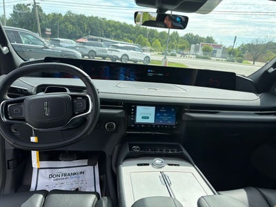 2027 Lincoln Navigator L Reserve