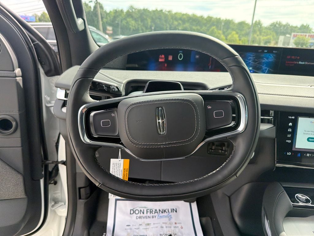 2027 Lincoln Navigator L Reserve