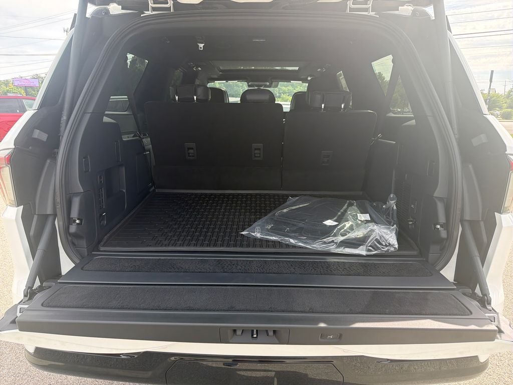 2027 Lincoln Navigator L Reserve