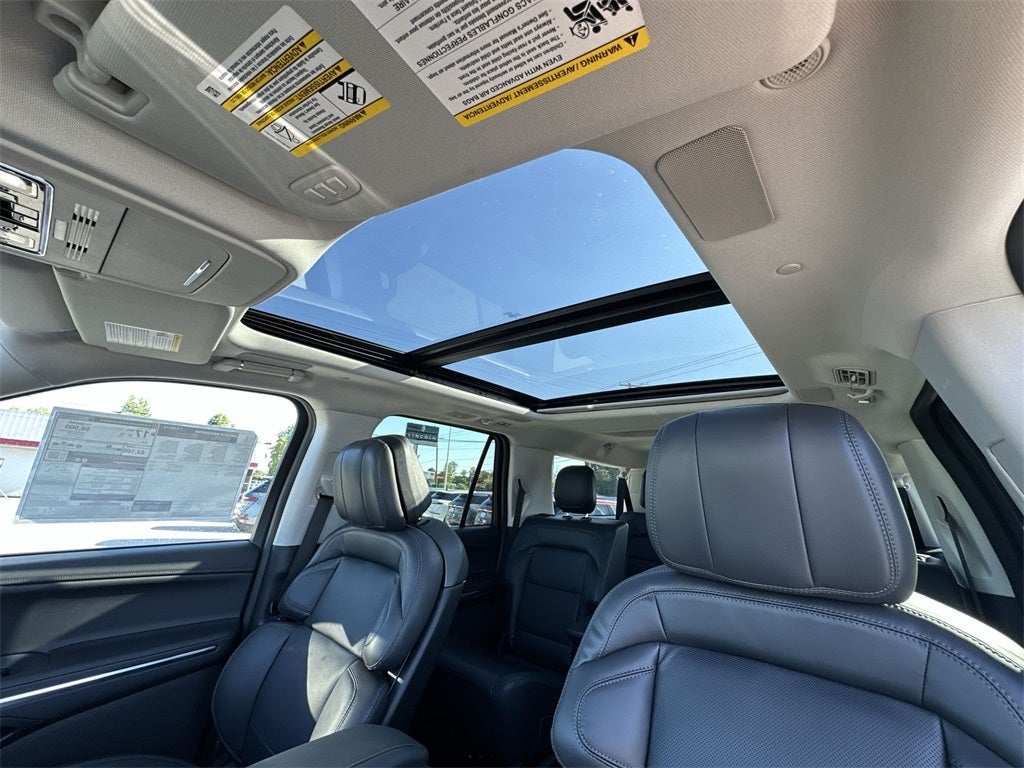 2025 Lincoln Navigator L Reserve