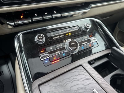 2023 Lincoln Navigator L Reserve