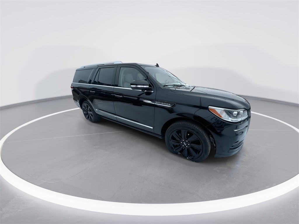 2023 Lincoln Navigator L Reserve