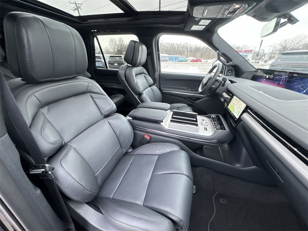 2026 Lincoln Navigator L Reserve