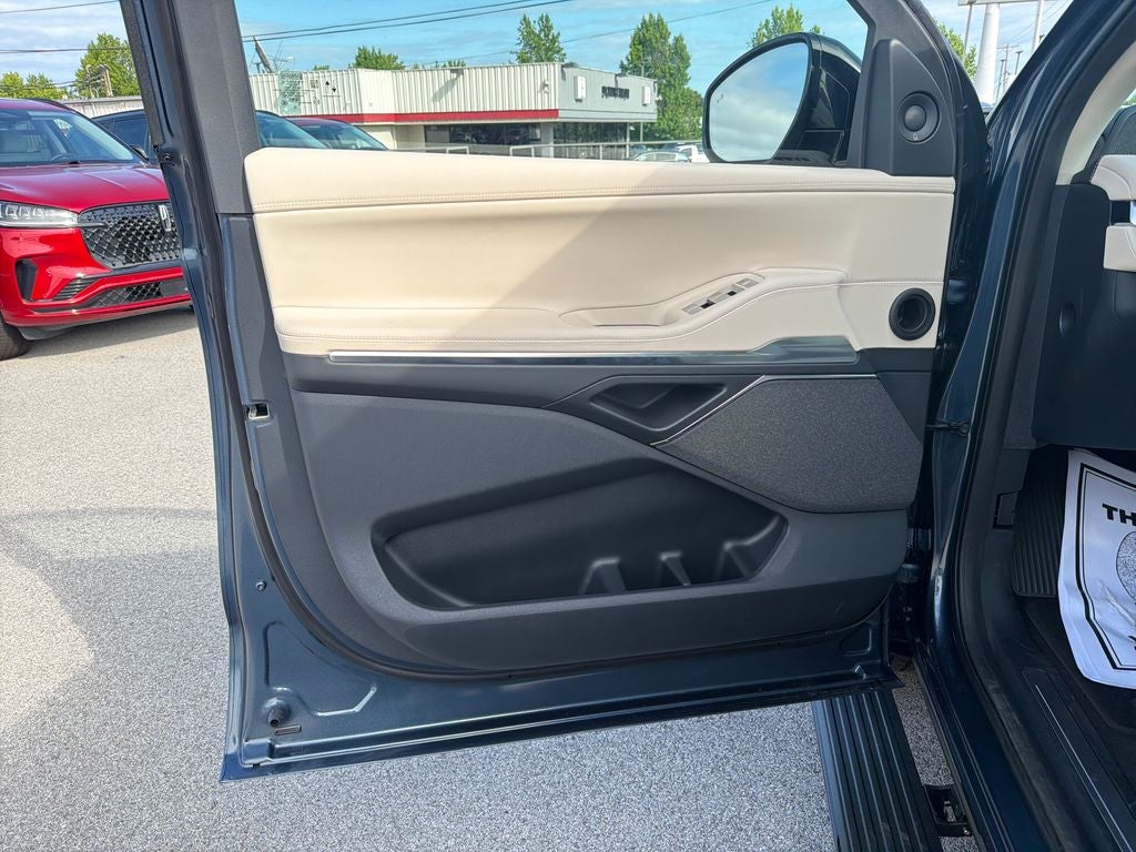 2027 Lincoln Navigator L Reserve