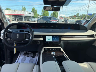 2027 Lincoln Navigator L Reserve