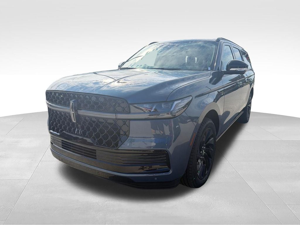 2027 Lincoln Navigator L Reserve