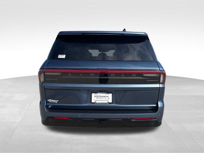 2027 Lincoln Navigator L Reserve