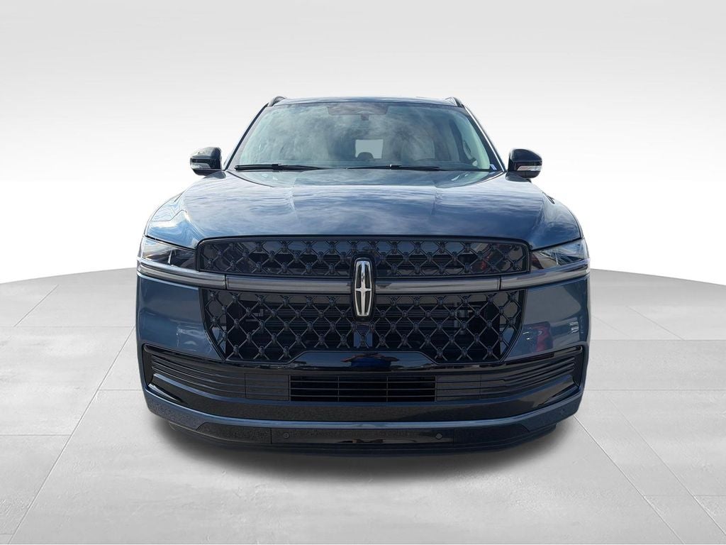 2027 Lincoln Navigator L Reserve
