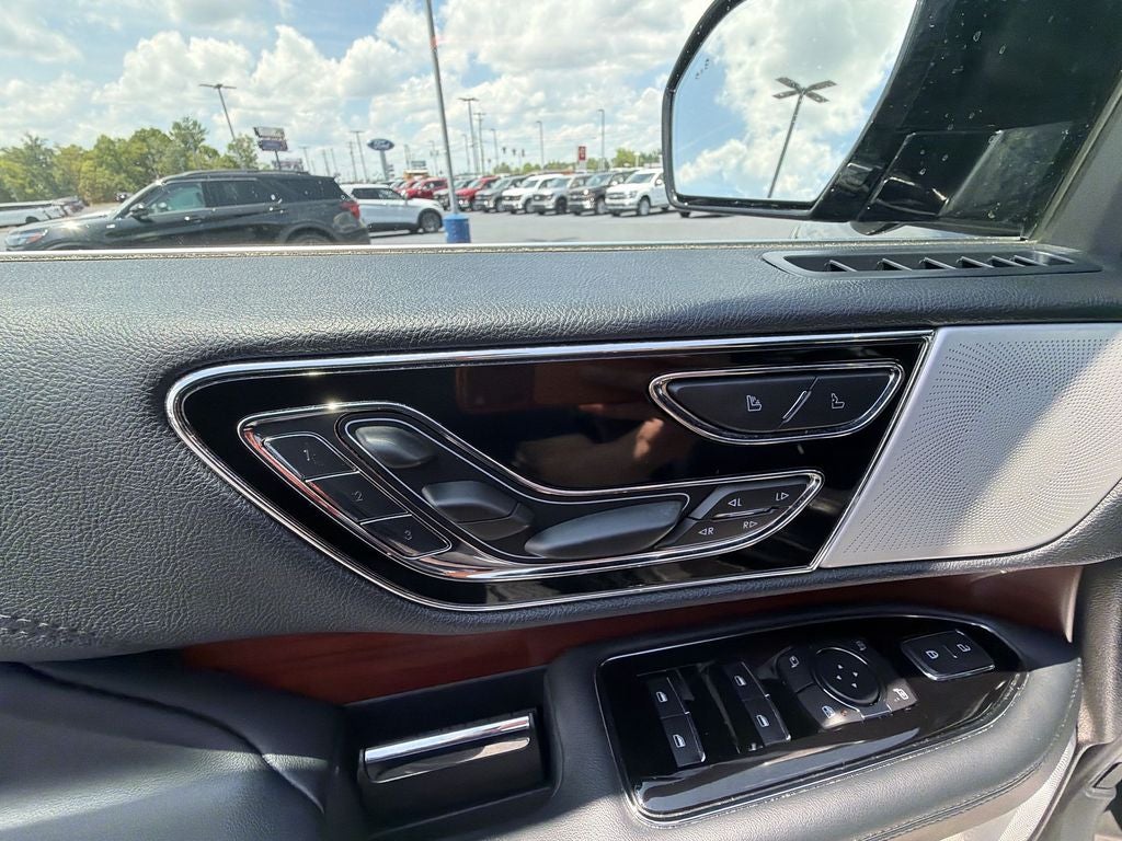 2022 Lincoln Navigator L Reserve