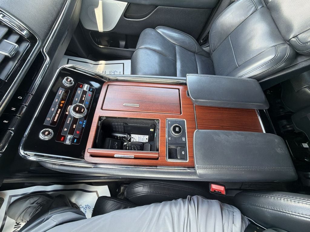 2022 Lincoln Navigator L Reserve