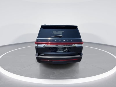 2022 Lincoln Navigator L Reserve