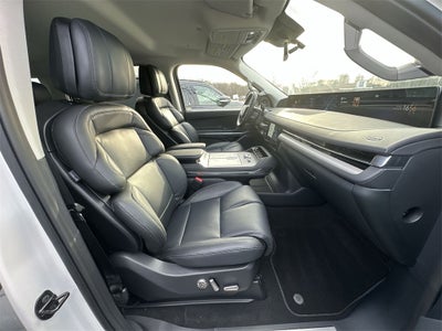 2026 Lincoln Navigator L Premiere