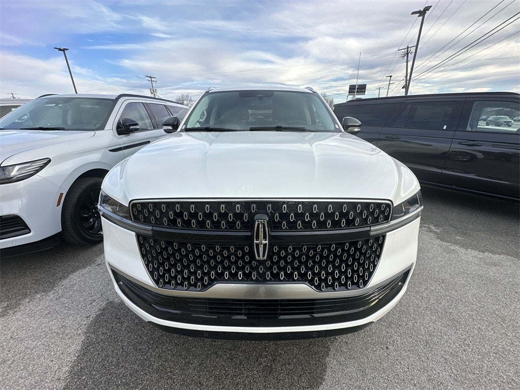 2026 Lincoln Navigator L Premiere