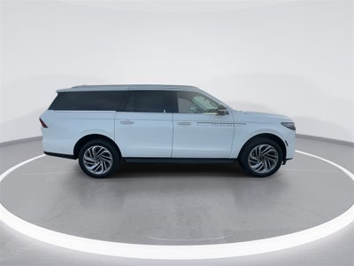 2026 Lincoln Navigator L Premiere