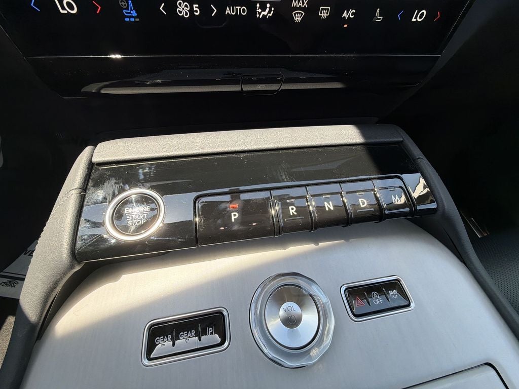 2026 Lincoln Navigator L Premiere
