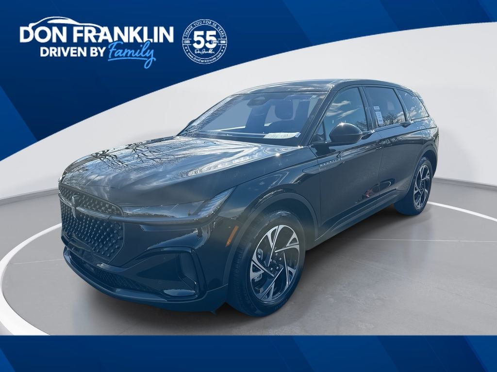 2025 Lincoln Nautilus Premiere AWD's photo