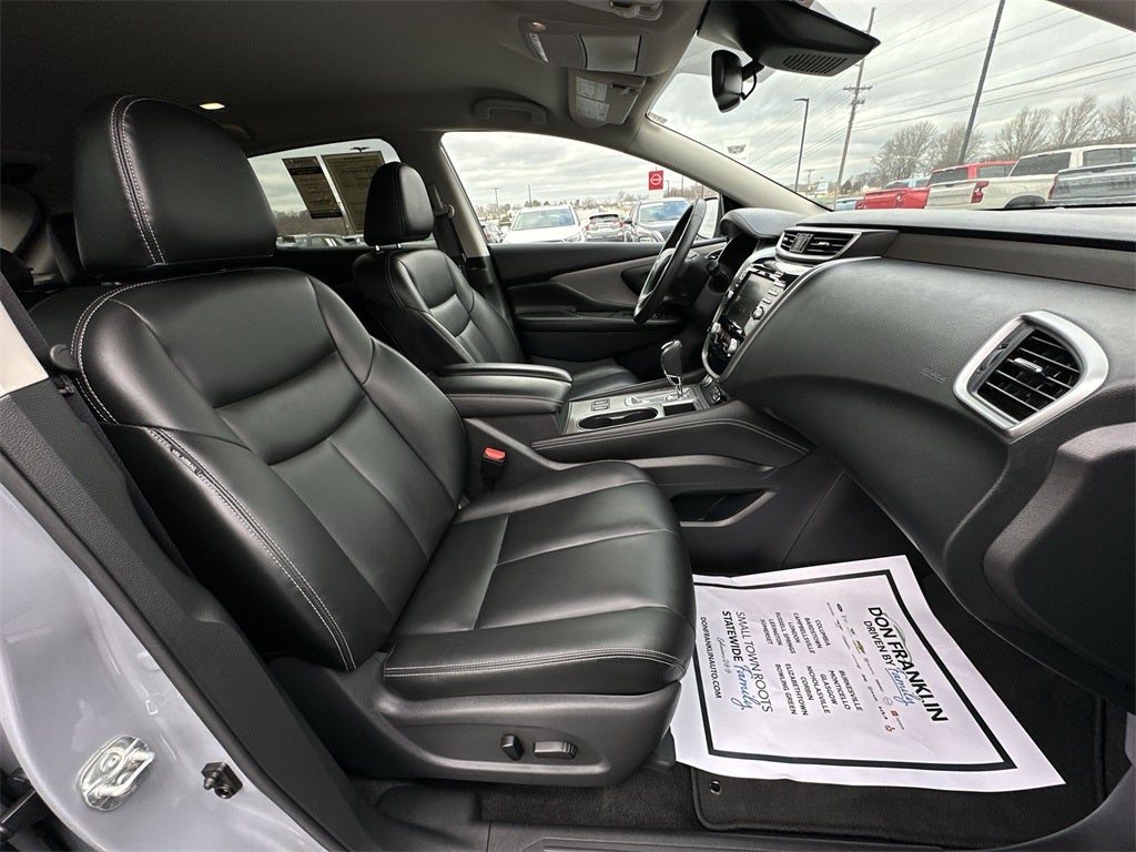 2023 Nissan Murano SV