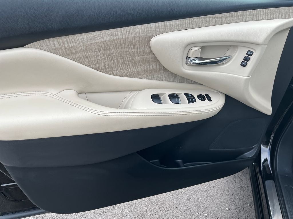 2023 Nissan Murano SL