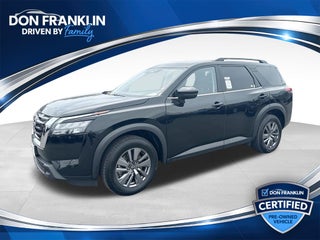 2025 Nissan Pathfinder SV
