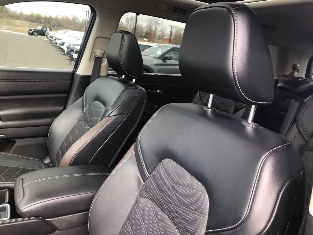 2024 Nissan Pathfinder Platinum