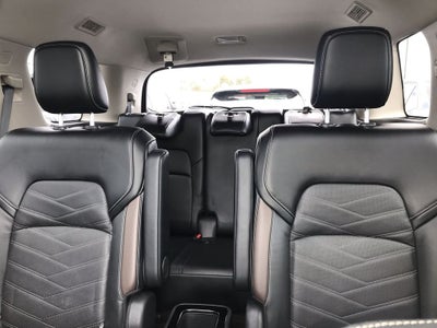 2024 Nissan Pathfinder Platinum