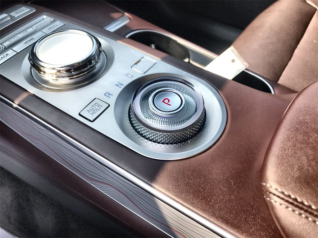 2024 Genesis GV70 2.5T